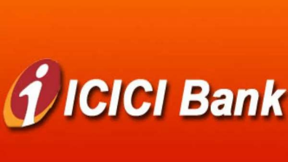 ICICI ने ग्राहकों के विरोध के बाद वापस लिया 50,000 रुपये मिनिमम बैलेंस रखने का नियम, जानिए अब कितना किया