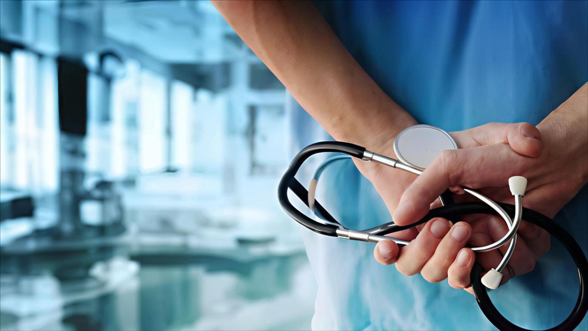 Junior Doctors Strike: बिहार में जूनियर डॉक्टरों की हड़ताल, सरकार की अनदेखी से बढ़ सकता है स्वास्थ संकट