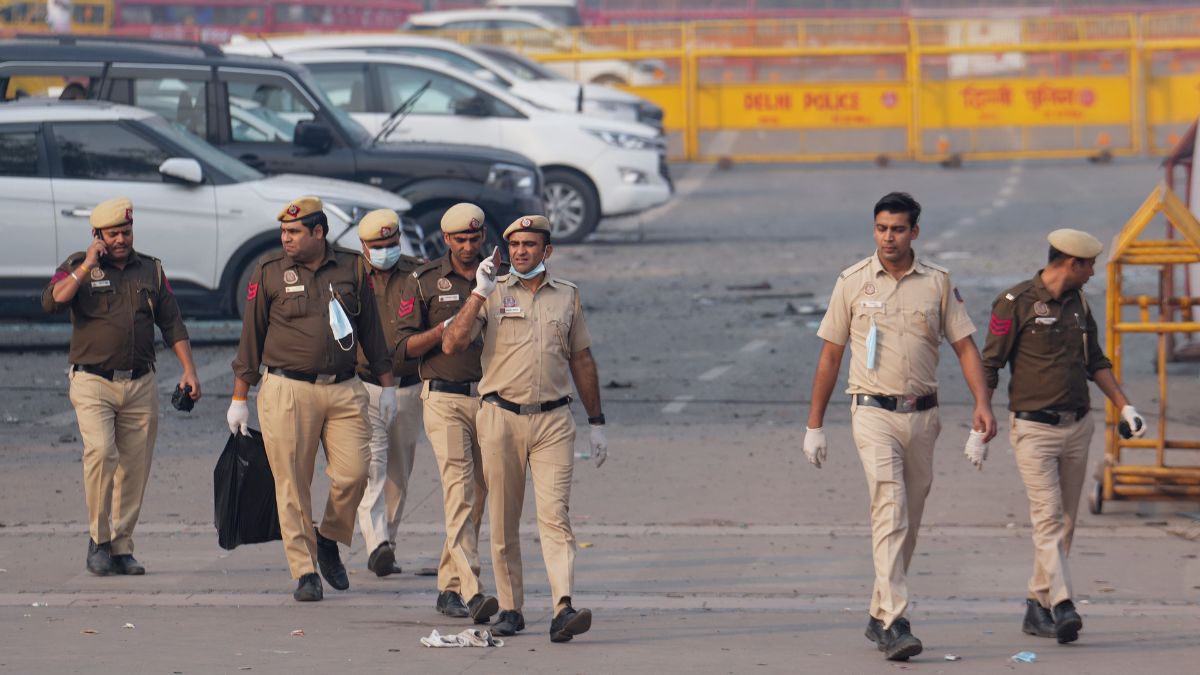 दिल्ली पुलिस ने किया ISI से जुड़े आतंकियों के नेटवर्क का पर्दाफाश, तीन आतंकी गिरफ्तार