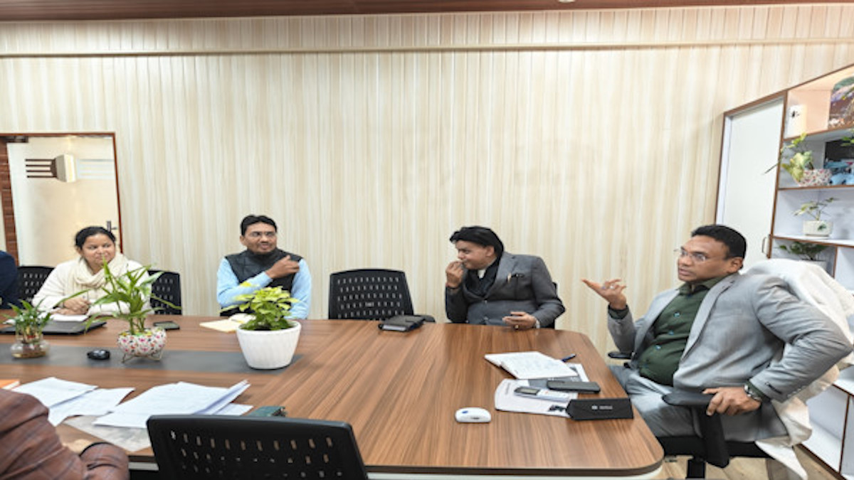 Uttarakhand धामी सरकार की आवास नीति जल्द, चार धाम समेत संवेदनशील क्षेत्रों के लिए कैरिंग कैपेसिटी पर भी जोर