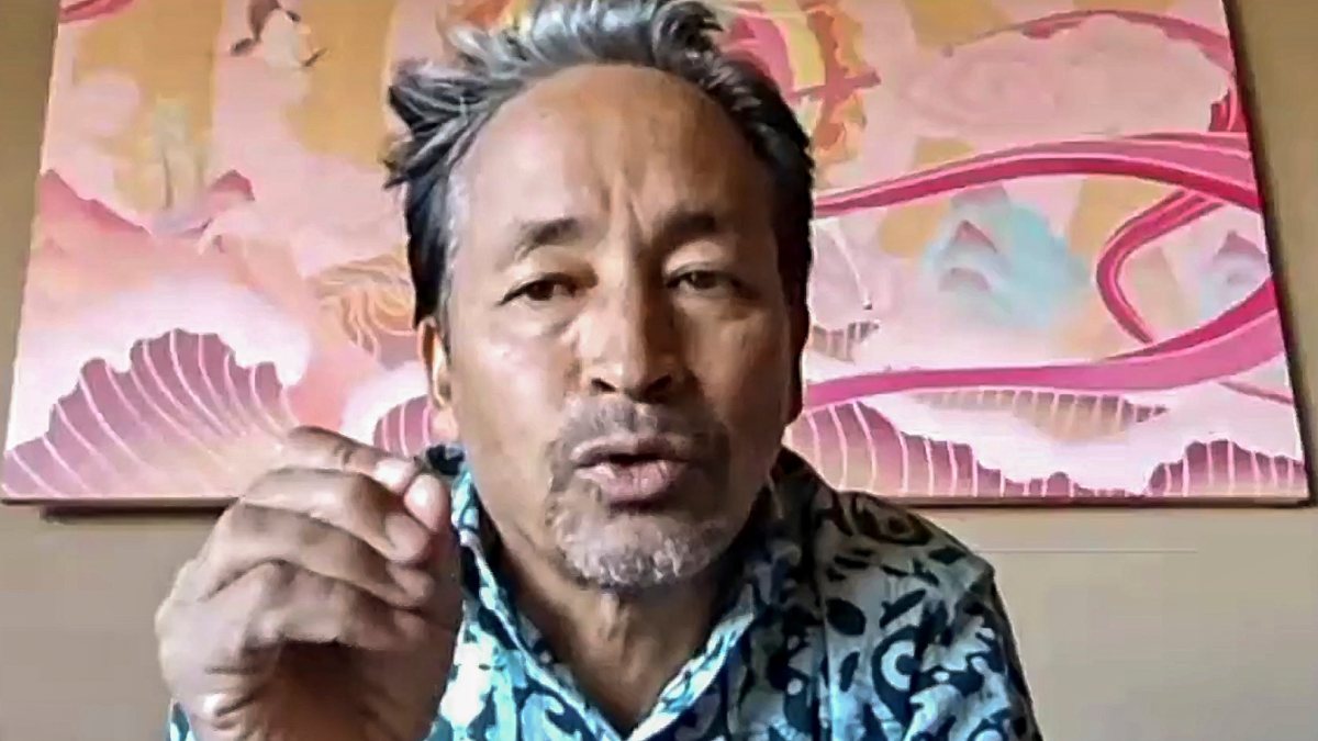 Sonam Wangchuk Case: सोनम वांगचुक जेल से बाहर आएंगे या नहीं? सुप्रीम कोर्ट में सरकार ने दे दिया दो-टूक जवाब