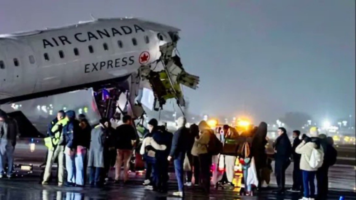 New York Plane Crash: ATC की वॉर्निंग को इग्नोर करना पड़ा भारी, Air Canada क्रेश में पायलट और को-पायलटकी मौत