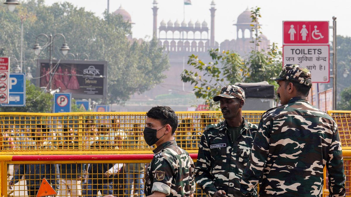 Delhi: दिल्ली पुलिस के हत्थे चढ़ा लश्कर आतंकी शबीर अहमद लोन, स्पेशल सेल ने कैसे किया गिरफ्तार?