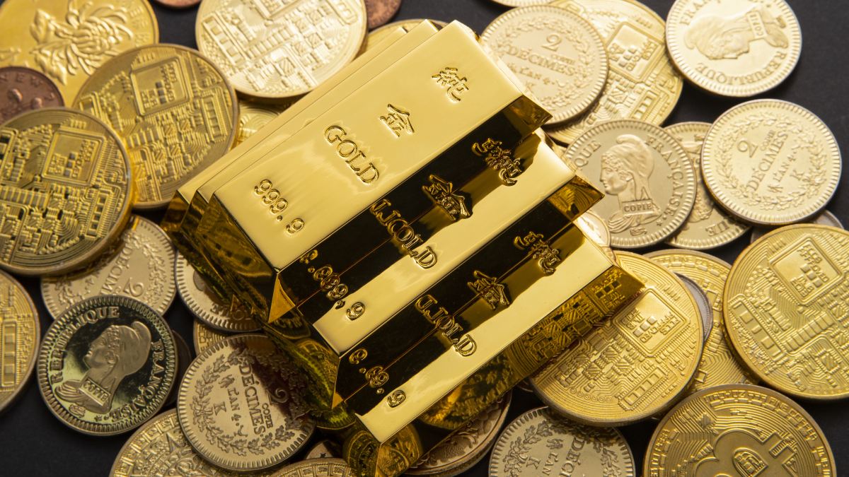 Hyderabad Gold Silver Price Today: ईद पर सोना रॉकेट बना? 10 दिनों में चांदी कितनी लुढकी? आज का ताजा भाव क्या?