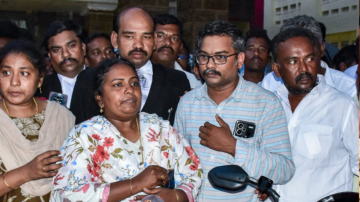 Sathankulam Case: तमिलनाडु के 9 पुलिस वालों को फांसी की सजा, बाप-बेटे संग टॉर्चर की कहानी बता कांप उठा परिवार