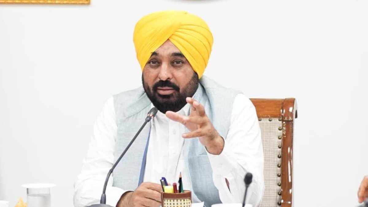 Bhagwant Mann Govt: पंजाब में 65,000 से अधिक आउटसोर्स कर्मचारी होंगे पक्के, भगवंत मान सरकार का बड़ा ऐलान