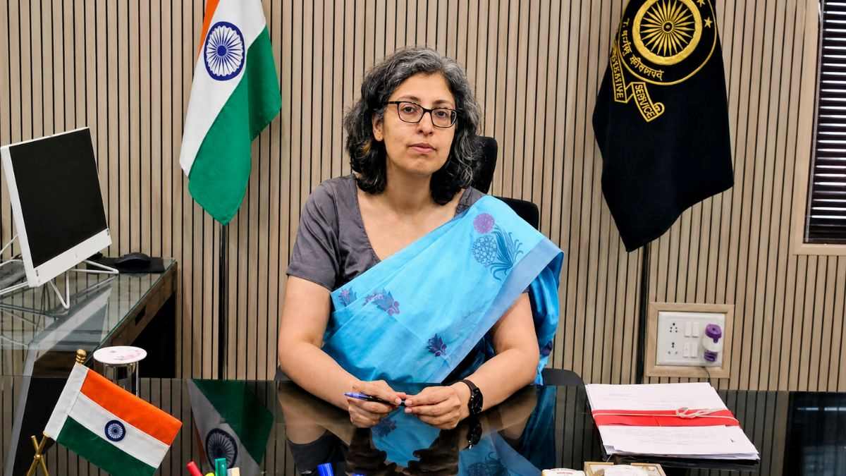 IAS Chinmayee Gopal: गांव-गांव जाकर करती हैं इंसाफ! कौन हैं चिन्मयी गोपाल? टीना डाबी से खास कनेक्शन