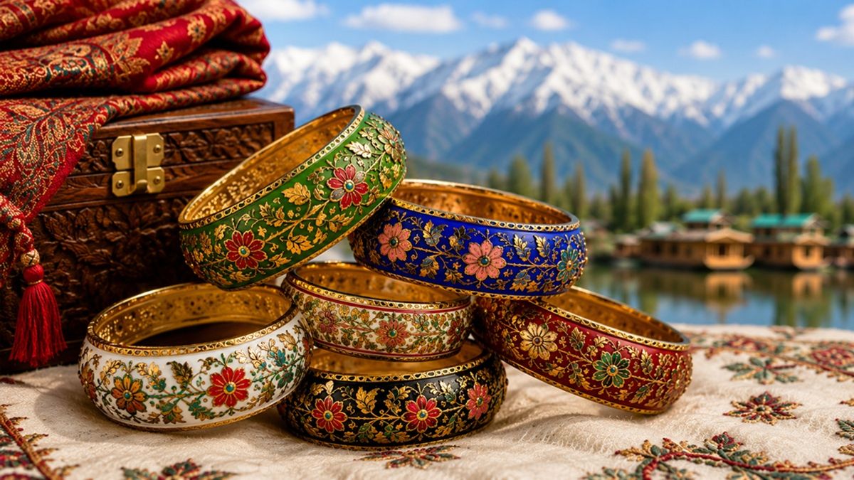 Kashmiri Bangles: एथनिक आउटफिट्स में चार चांद लगा देंगे ये 8 हसीन डिजाइन्स, बकरीद हर कोई कहेगा 'माशाल्लाह'