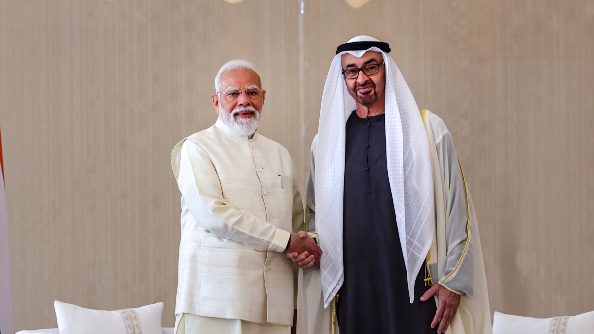 PM Modi UAE Visit: पेट्रोल-LPG के बढ़े दाम के बीच PM मोदी ने की UAE से बड़ी डील, क्या होगा आपकी जेब पर असर?