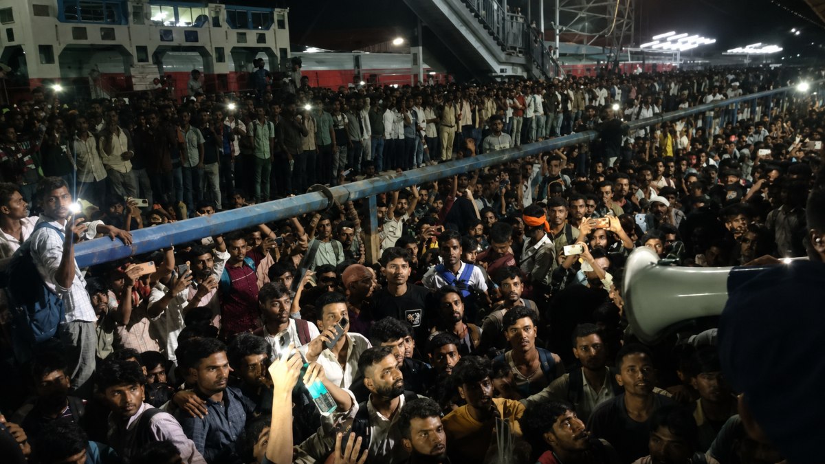 छात्रों की नाराजगी या सोची-समझी साजिश? पटना पाटलिपुत्र स्टेशन हिंसा के बीच क्यों चर्चा में आया खान सर का नाम?