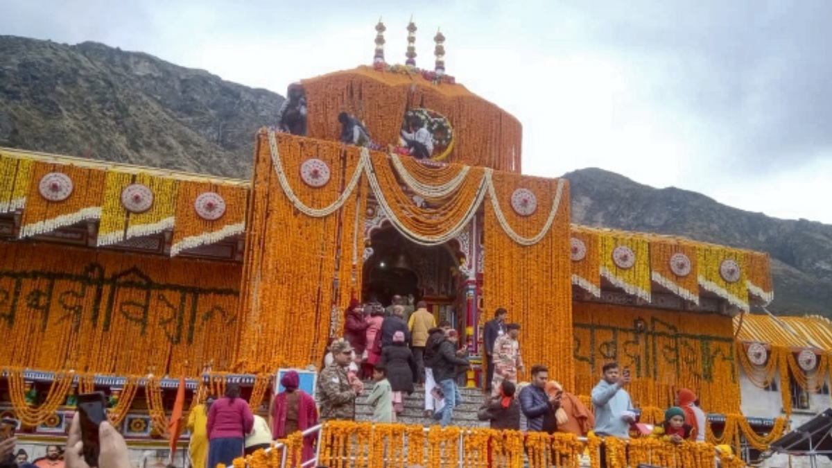Badrinath Dham donation row: अनियमितताओं के आरोपों की जांच के लिए BKTC ने गठित किया पैनल