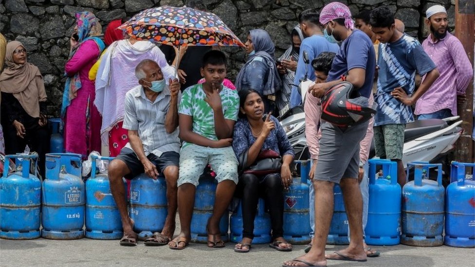 Sri Lanka: कैसा होता है ​किसी दिवालिया हो चुके देश में रहना?