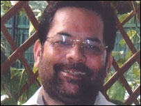 'लिपस्टिक लगानेवालों का विरोध'