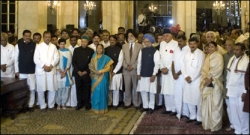 मनमोहन मंत्रिमंडलः किसको क्या मिला...? मनमोहन मंत्रिमंडलः किसको क्या मिला...?
