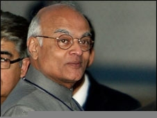 चीन के साथ संबंध मज़बूत चीन के साथ संबंध मज़बूत