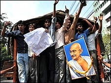 'तेलंगाना से कम कुछ भी मंज़ूर नहीं' 'तेलंगाना से कम कुछ भी मंज़ूर नहीं'