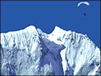 छलाँग की तैयारीयां इस हफ़्ते के शुरू में की गईं थीं छलाँग की तैयारीयां इस हफ़्ते के शुरू में की गईं थीं