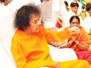 Sai Baba's niece claims threat to life from trust members Sai Baba's niece claims threat to life from trust members