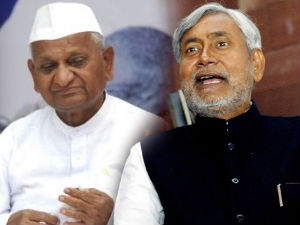 Lokpal Bill row: Anna Hazare meets Bihar CM Nitish Kumar Lokpal Bill row: Anna Hazare meets Bihar CM Nitish Kumar