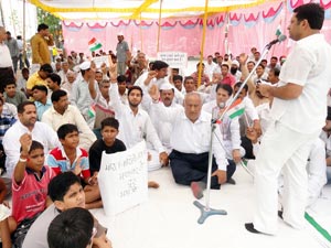 Anna Hazare hunger strike Day 5 Anna Hazare hunger strike Day 5