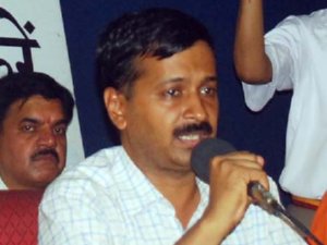 Govt strength grip on Kejriwal, Income Tax send notice of default of 9 lakhs Govt strength grip on Kejriwal, Income Tax send notice of default of 9 lakhs