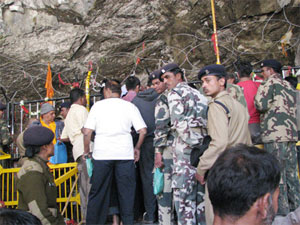 Amarnath Yatra gets dangerous for pilgrims Amarnath Yatra gets dangerous for pilgrims