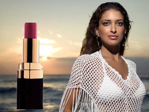 फ्लैट शेप- काफी स्‍ट्रॉंन्‍ग पर इमोश्‍ानल नहीं