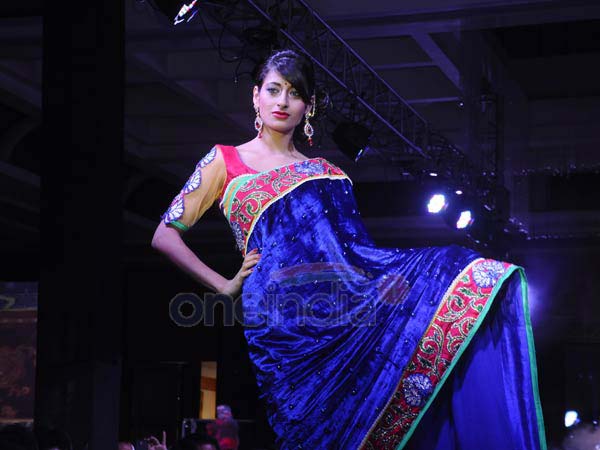 फैशन शो की झलकियां