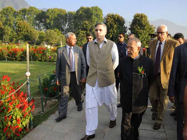 निशात गार्डन में प्रणब दा निशात गार्डन में प्रणब दा