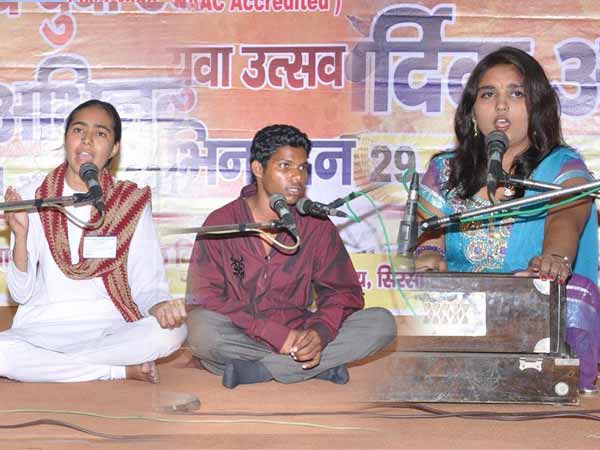 शास्त्रीय मुखर व वाद्य प्रतिस्पर्धाओं का आयोजन