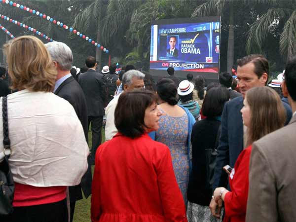 सड़कों पर जश्‍न 