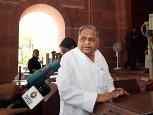 Mulayam Singh Yadav priest killed in Jaunpur Mulayam Singh Yadav priest killed in Jaunpur
