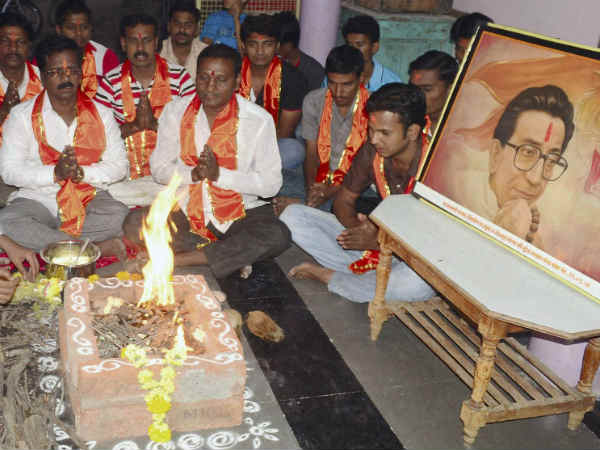 शोलापुर में प्राथर्नाएं