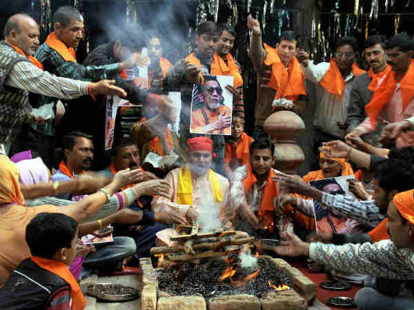 जम्‍मू में हुईं प्रार्थनाएं 