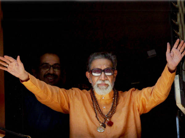 जीवन भर शेर की तरह जिये ठाकरे 