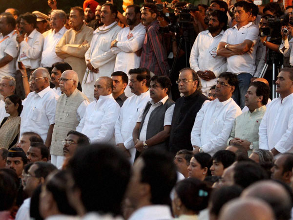 बाल ठाकरे