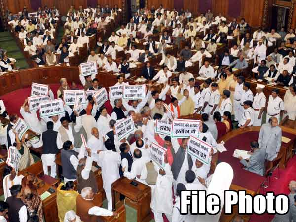 पिछले साल की तस्‍वीर