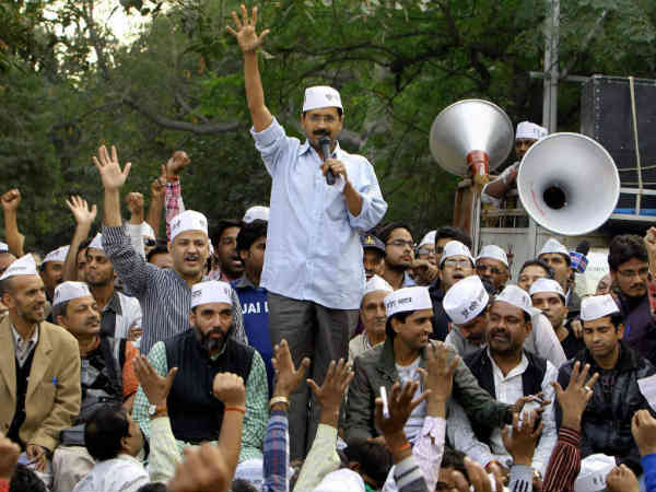 देश के युवा केजरीवाल के साथ 