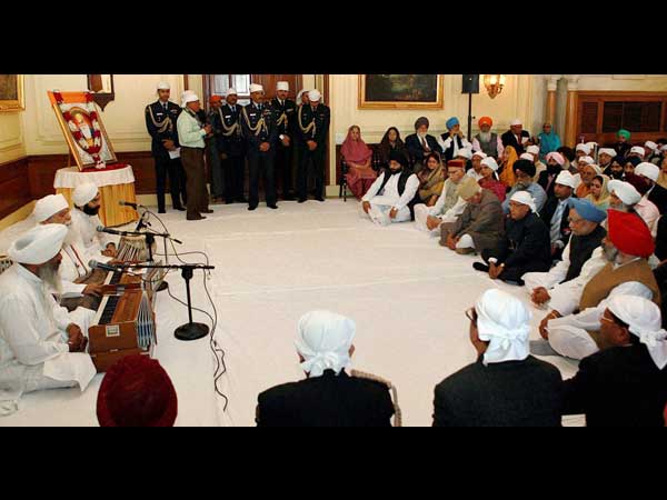 राज भवन में समारोह राज भवन में समारोह