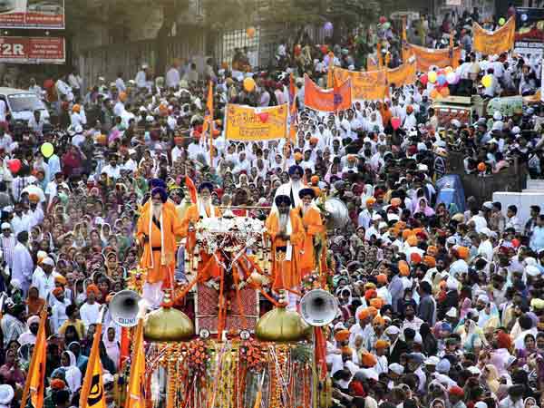 जमशेदपुर में धार्मिक जुलूस जमशेदपुर में धार्मिक जुलूस