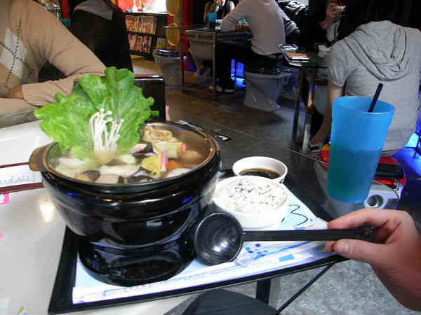 एक अलग टाइप का है यह रेस्‍त्रां 