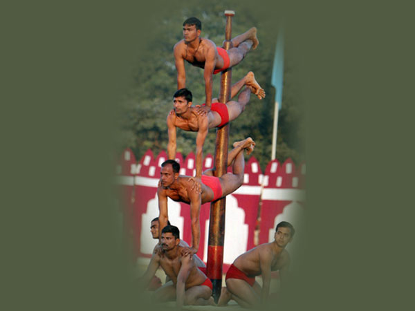 स्‍पंदन में यूपी पुलिस