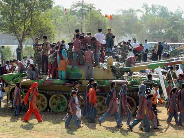 भोपाल मेला में बीएसएफ