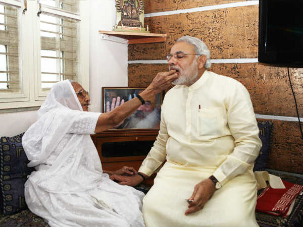 नरेन्द्र मोदी-हीराबेन