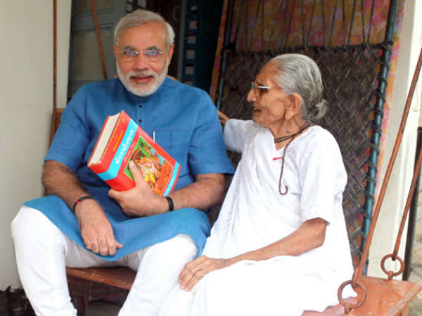नरेन्द्र मोदी-हीराबेन