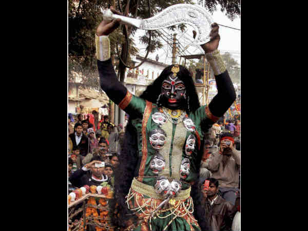 कुंभ में काली माईं 