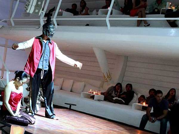 शादी का रिसेप्‍शन भी होता है