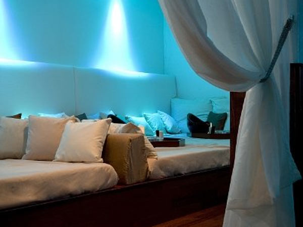 कस्‍टमर के लिये ड्रेस कोड