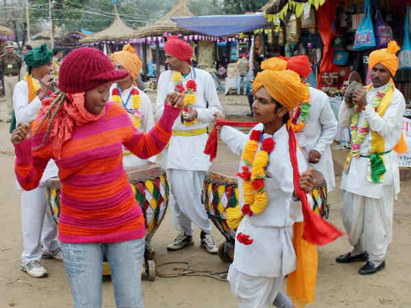 नांबिया का राष्‍ट्रीय नृत्‍य