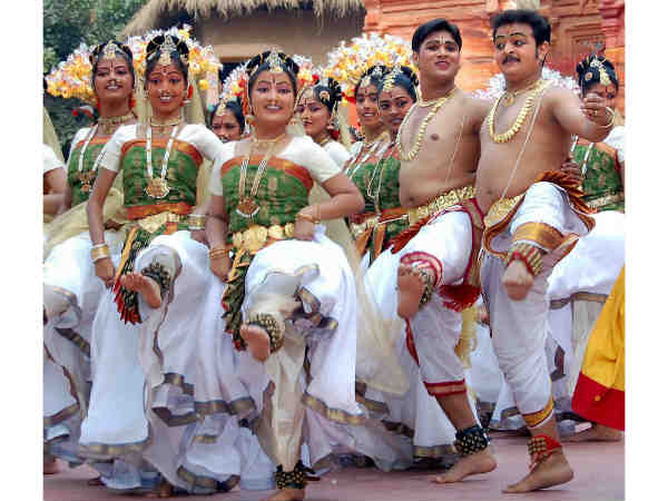लोक नृत्‍य के कलाकार